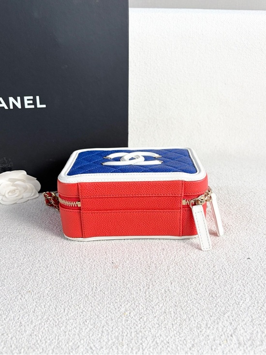 Chanel | Vanity Case Colorblock Blue Red White | Excellent Condition - Picture 5 of 7